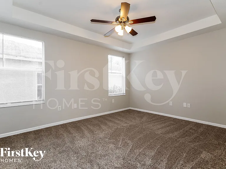 709 Periwinkle Pointe Pl — Photo 12