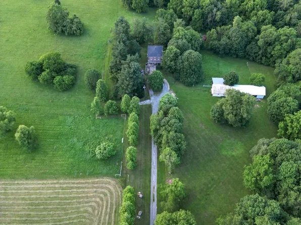 7382 E 750 S, Pierceton, IN 46562
