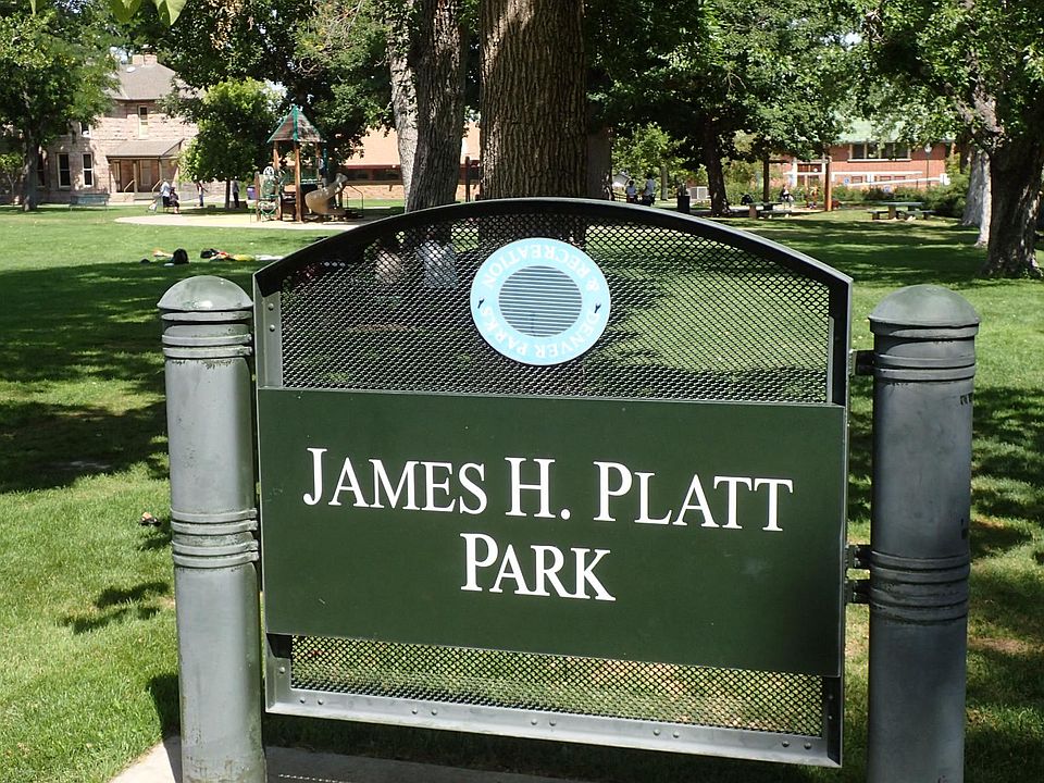 One block to Platt Park