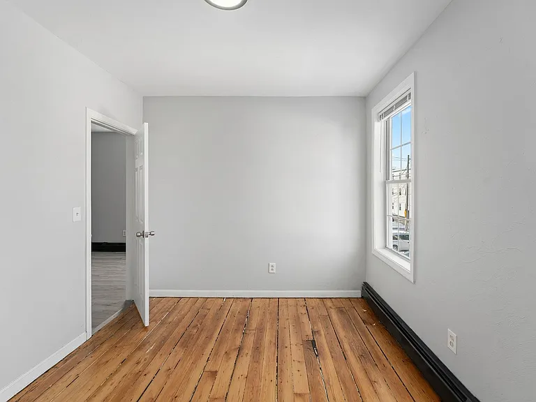 132-134 DePasquale Avenue — Photo 11