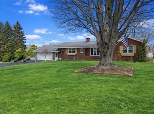 374 Rea Dr, Salem, OH 44460