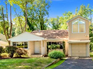 135 Valley Rd, River Edge, NJ 07661