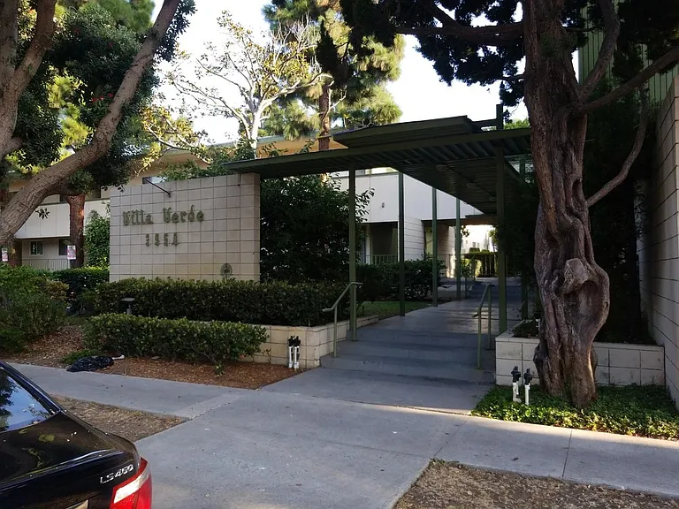 Villa Verde Apartments — Photo 2