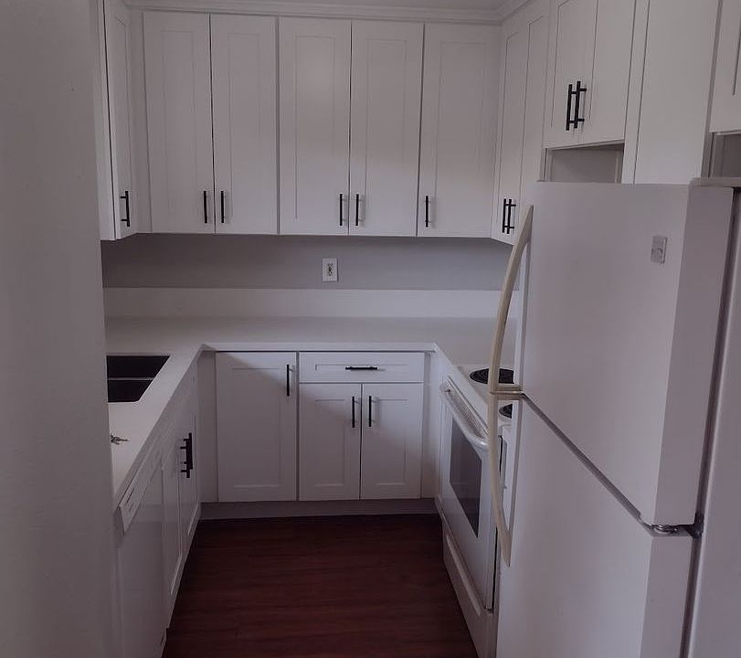 1st image of 8094 Camino Huerta