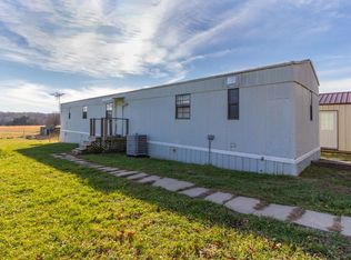 16800 Cedar Rd, Phillipsburg, MO 65722