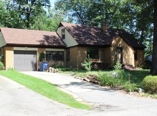 1725 Batchawana St SE, Grand Rapids, MI 49508