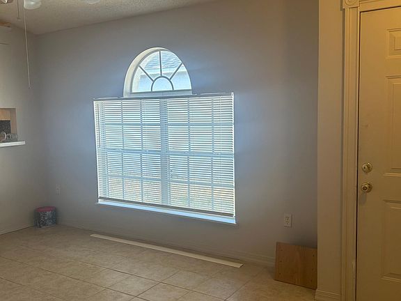 3rd image of 11504 Purple Lilac Cir