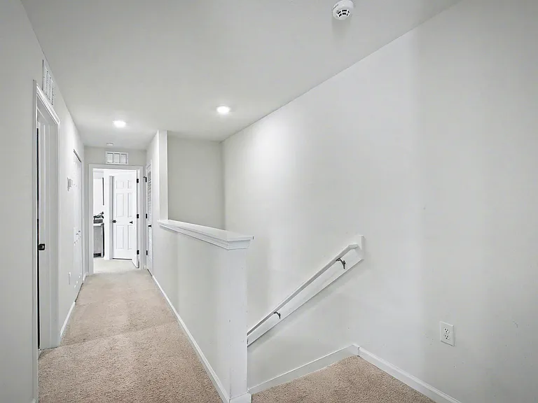 101 Java Ln — Photo 17