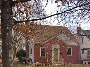4531 195th St, Queens, NY 11358