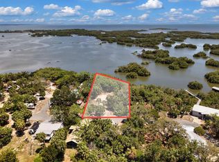 12325 Bay St, Cedar Key, FL 32625