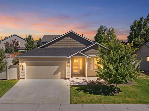 2211 Moon Shadow Dr, Caldwell, ID 83607