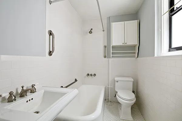 Rented by Compass | media 8