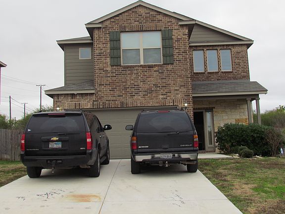 2nd image of 605 Community Dr