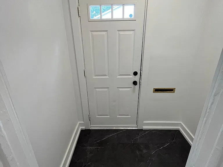 858 Baxter St SE — Photo 13