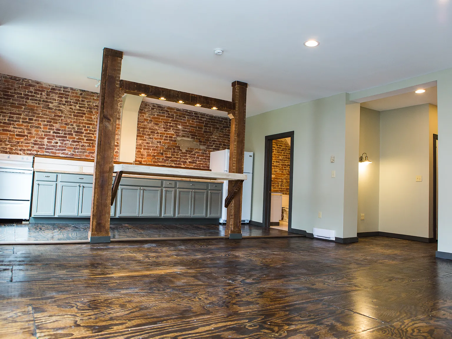 Studio, 600 sqft, $825 — Photo 1