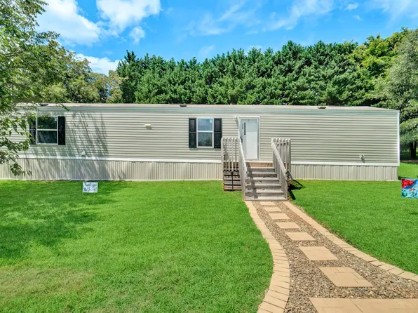 420 August Ct, Pelzer, SC 29669