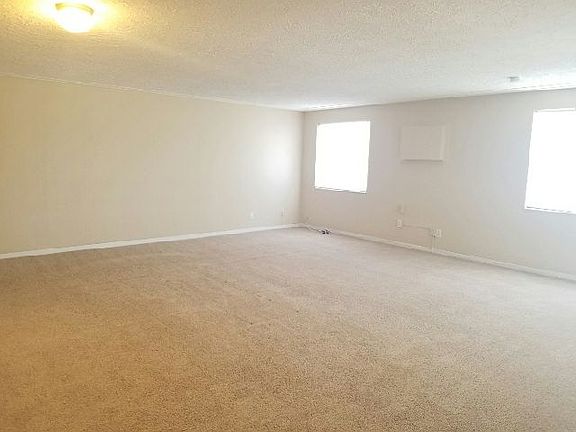 4th image of 1375 Pasadena Ave S APT 1
