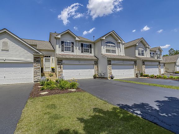 2nd image of 1632 Fieldstone Dr S