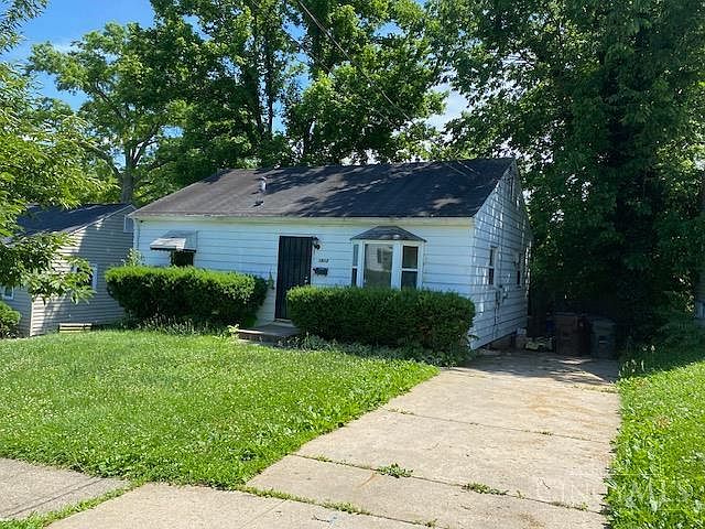 1st image of 1823 Catalpa Ave