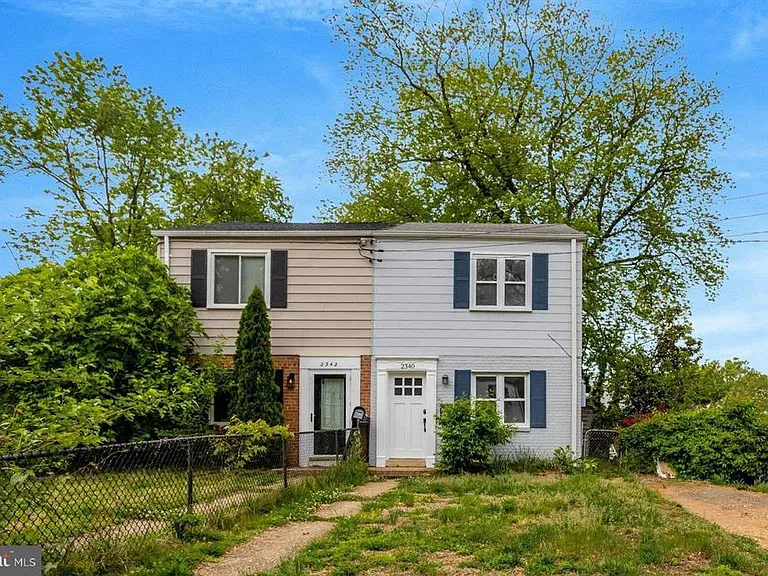2340 Fairview Ter — Photo 29