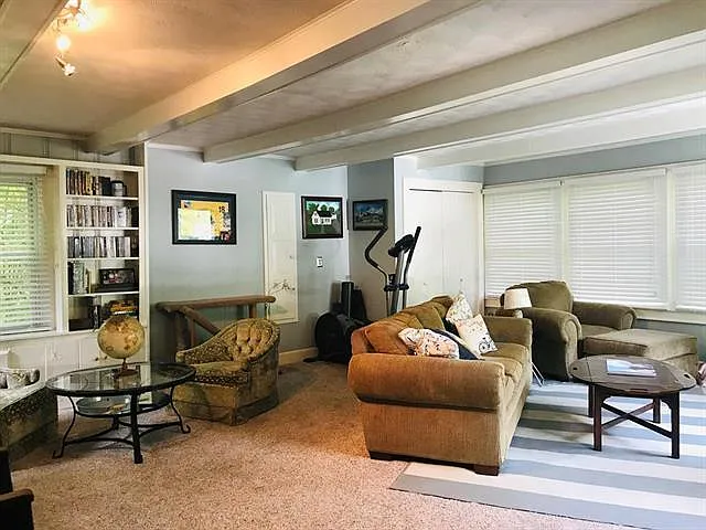 611 Highland Way — Photo 10