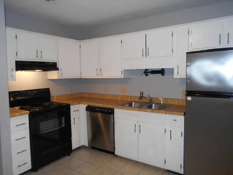 4061 Shipyard Walk — Photo 5