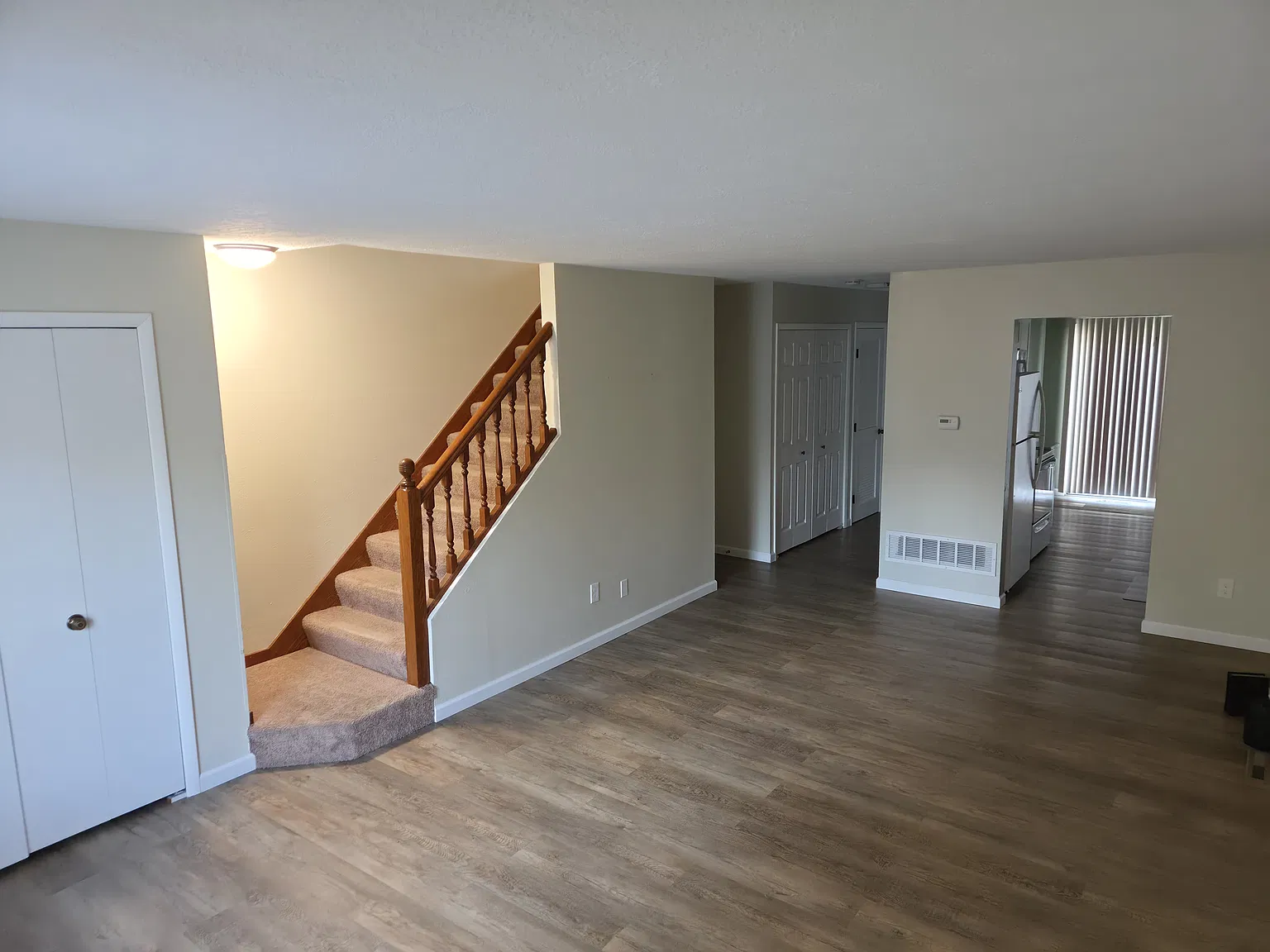 2 bed, 1100 sqft, $1,450 — Photo 2