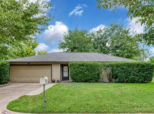 4404 Keeter Dr, North Richland Hills, TX 76180