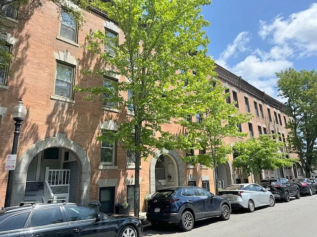 126 Union Park St #4 — Photo 1