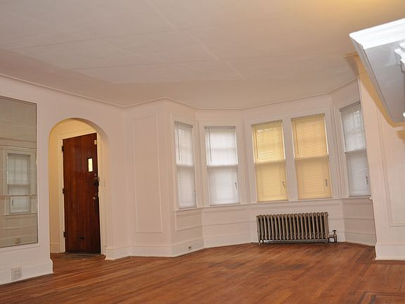 2nd image of 11452 176th St