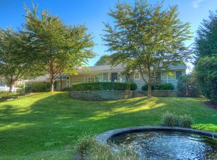 85 Ridge Rd, Southampton, NY 11968