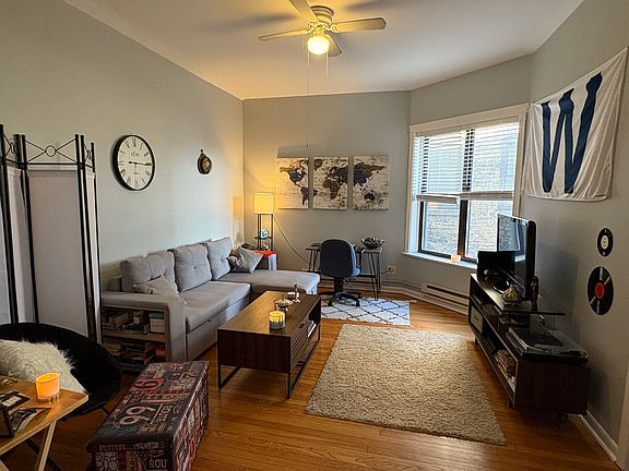 4th image of 917 W Waveland Ave APT 3C