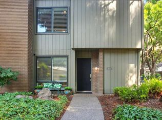 202 Dunbarton Cir, Sacramento, CA 95825