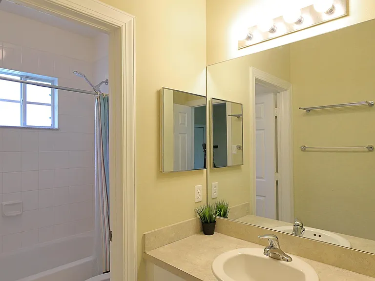5075 SE Mariner Garden Cir — Photo 13