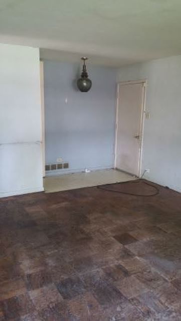 2nd image of 232 Gentry St