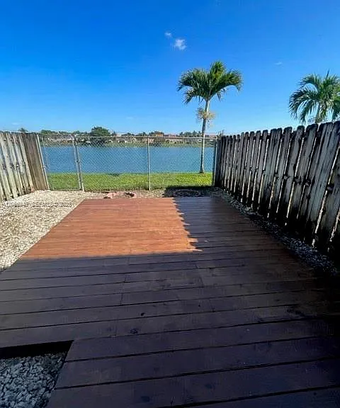 17773 SW 140th Ct — Photo 1