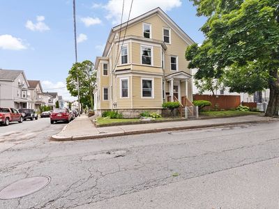 93 Warren St, Fall River, MA, 02721