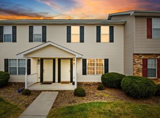 866 Patrick Henry Dr, Blacksburg, VA 24060
