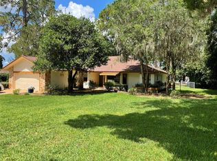 11740 Camp Dr, Dunnellon, FL 34432