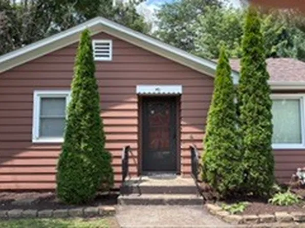744 Orchard Ave, Aurora, IL 60506