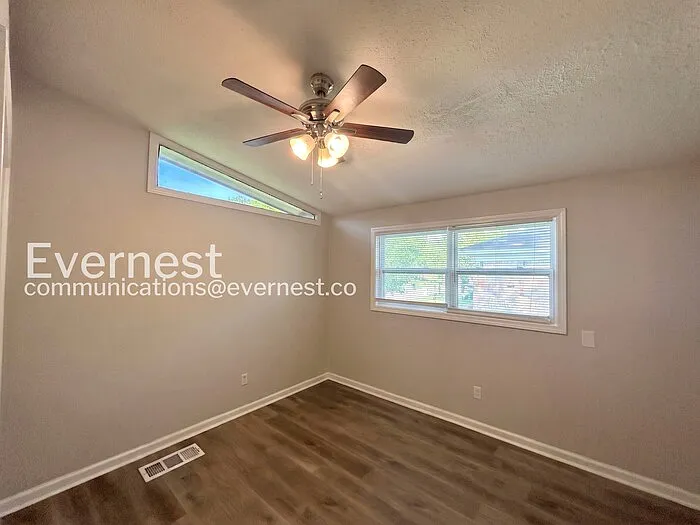 1449 Ticonderoga Dr — Photo 9
