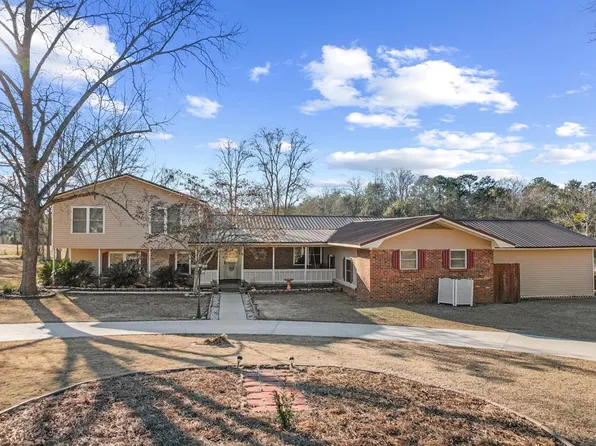 314 Alpha St, Midland City, AL 36350