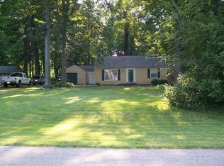 21629 Mayfield St, Farmington Hills, MI 48336