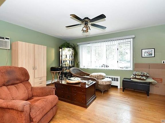 5th image of 34 Moore Dr