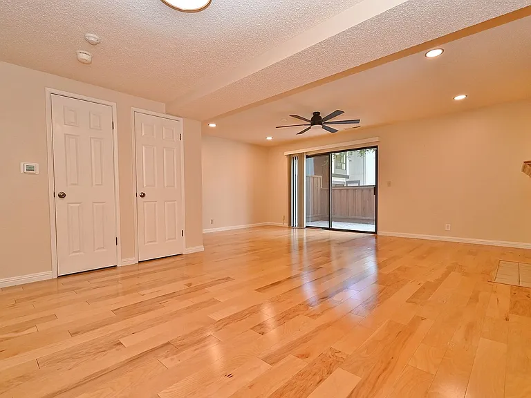 36895 Newark Blvd #A — Photo 4