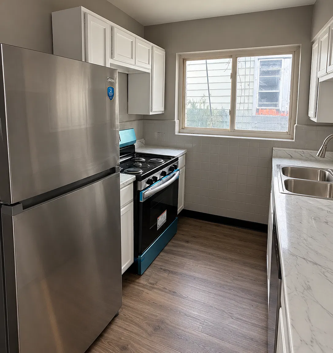 4308 Carter Ave — Photo 3