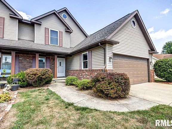 2nd image of 15B Dawson Cir