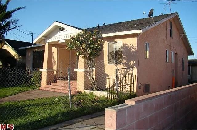 2nd image of 11015 S Inglewood Ave