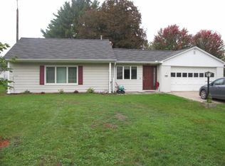 1049 N Colling Rd, Caro, MI 48723