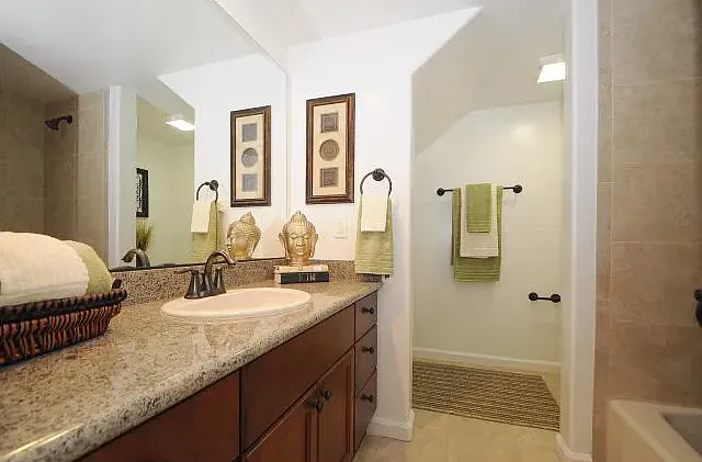 1371 Grand Ave #1371 — Photo 6